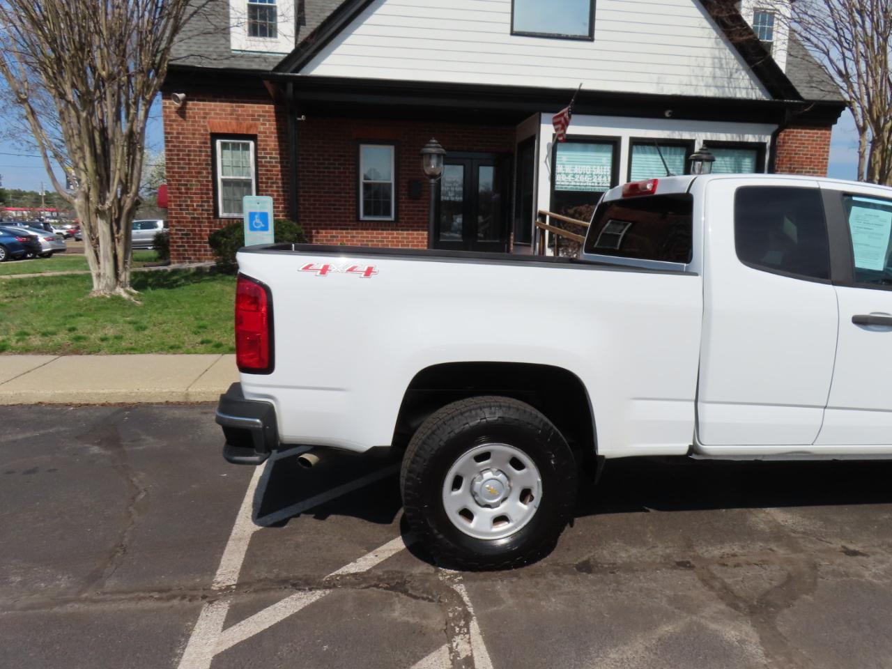 Chevrolet Colorado 4WD Ext Cab 125.9" Work Truck 2019