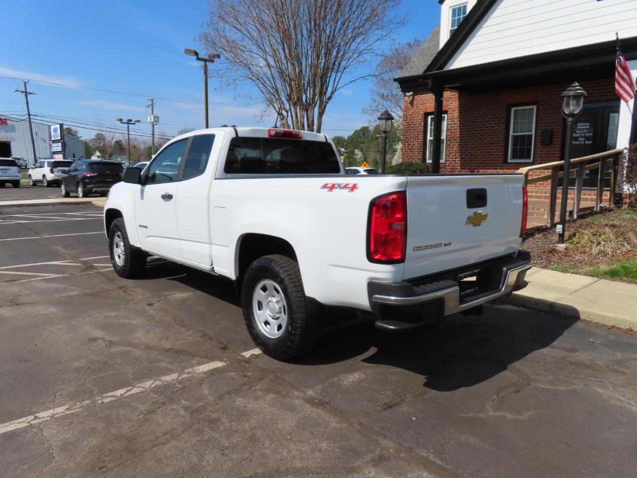 Chevrolet Colorado 4WD Ext Cab 125.9" Work Truck 2019
