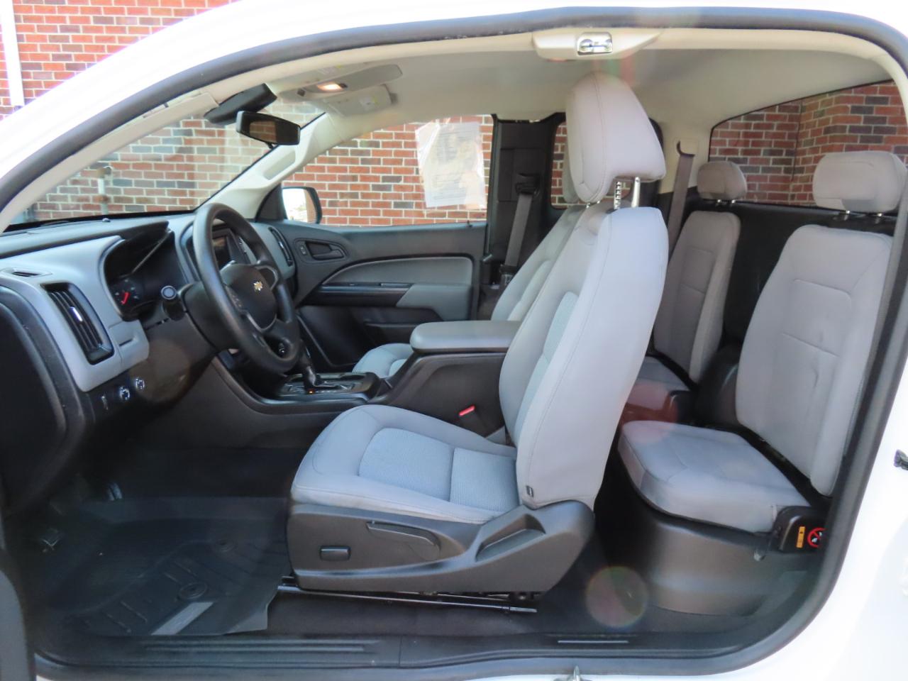 Chevrolet Colorado 4WD Ext Cab 125.9" Work Truck 2019