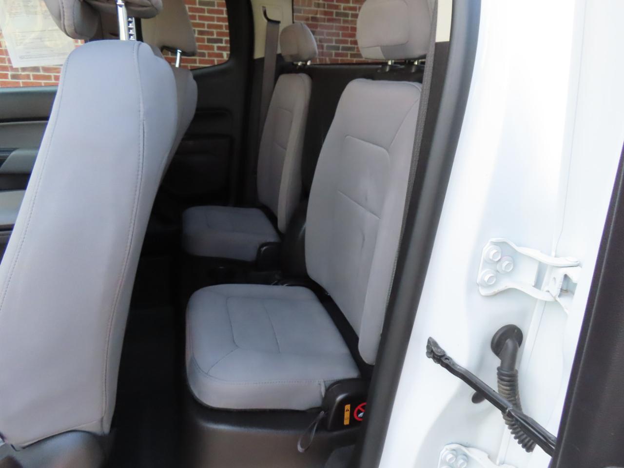 Chevrolet Colorado 4WD Ext Cab 125.9" Work Truck 2019