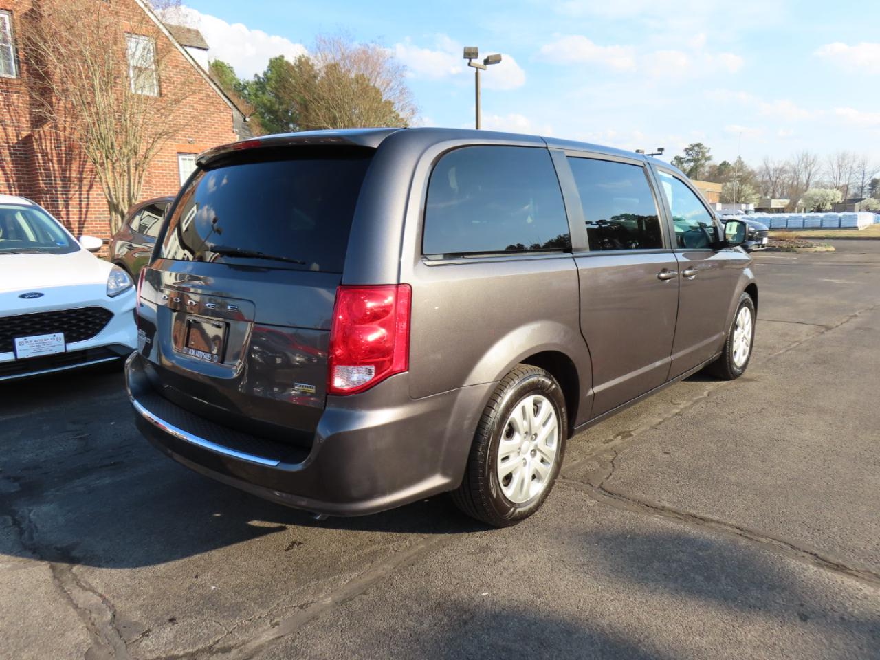 Dodge Grand Caravan SE 2018