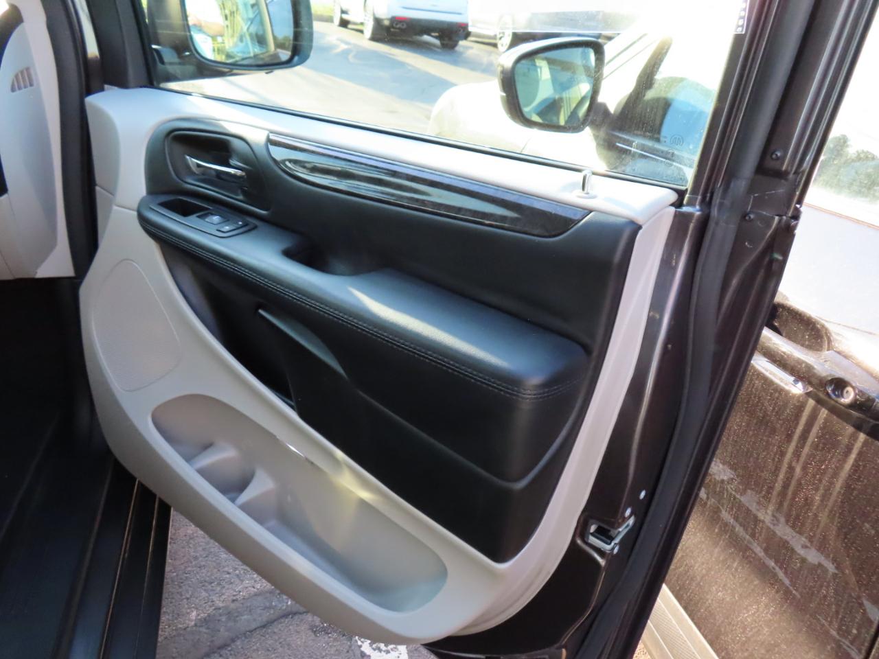 Dodge Grand Caravan SE 2018