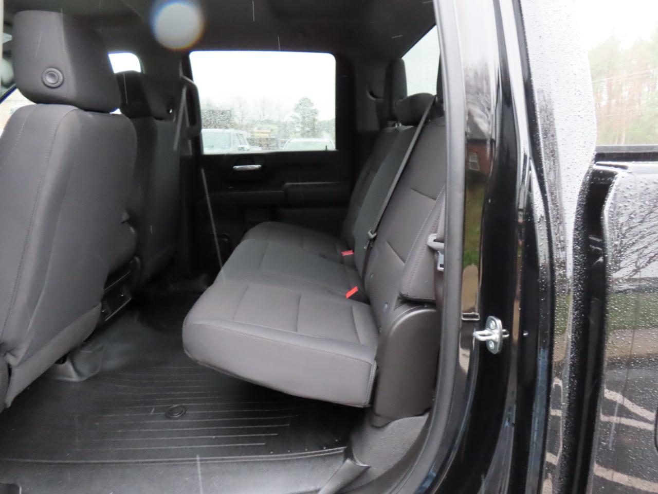 Chevrolet Silverado 2500HD Custom Crew Cab Short Box 4WD 2024