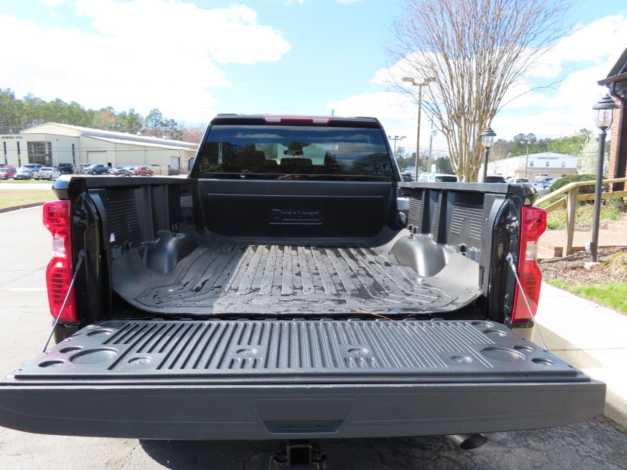 Chevrolet Silverado 2500HD Custom Crew Cab Short Box 4WD 2024