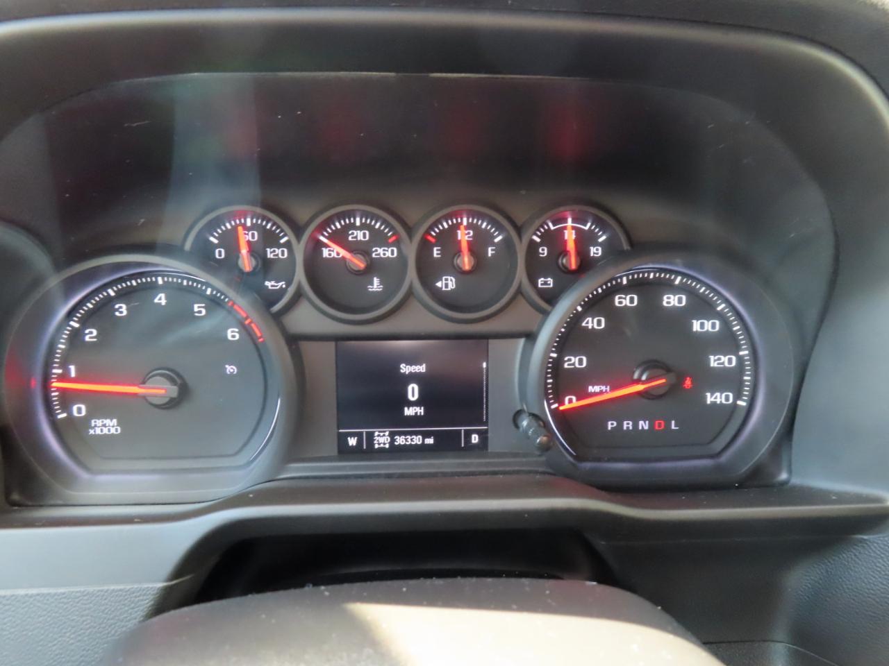 Chevrolet Silverado 2500HD Custom Crew Cab Short Box 4WD 2024