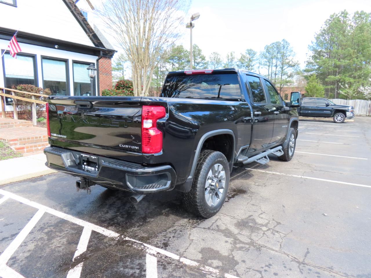 Chevrolet Silverado 2500HD Custom Crew Cab Short Box 4WD 2024