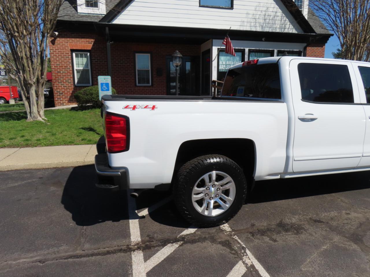 Chevrolet Silverado 1500 LT Crew Cab Short Box 4WD 2015