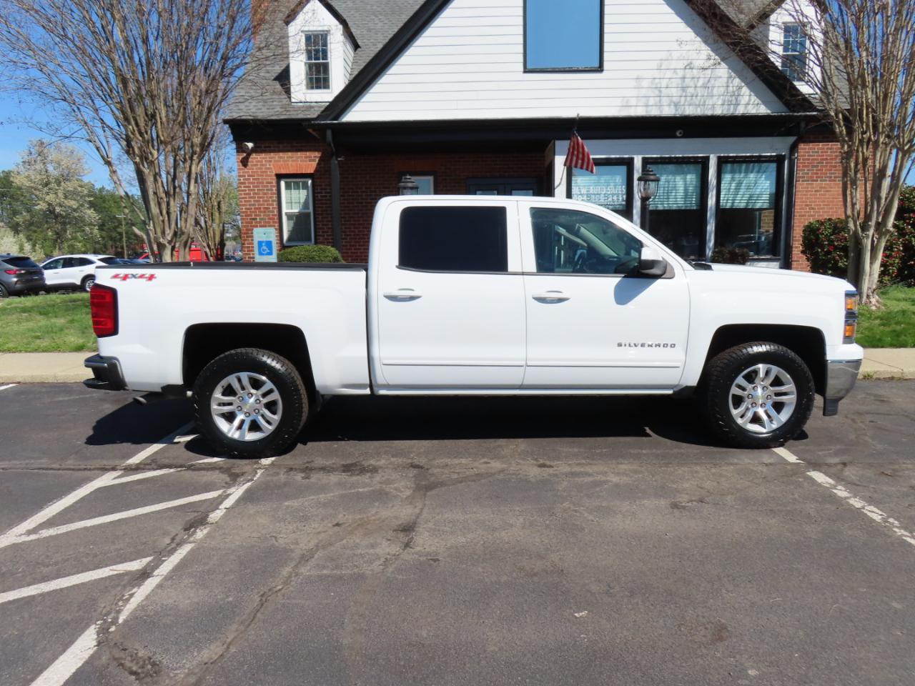 Chevrolet Silverado 1500 LT Crew Cab Short Box 4WD 2015