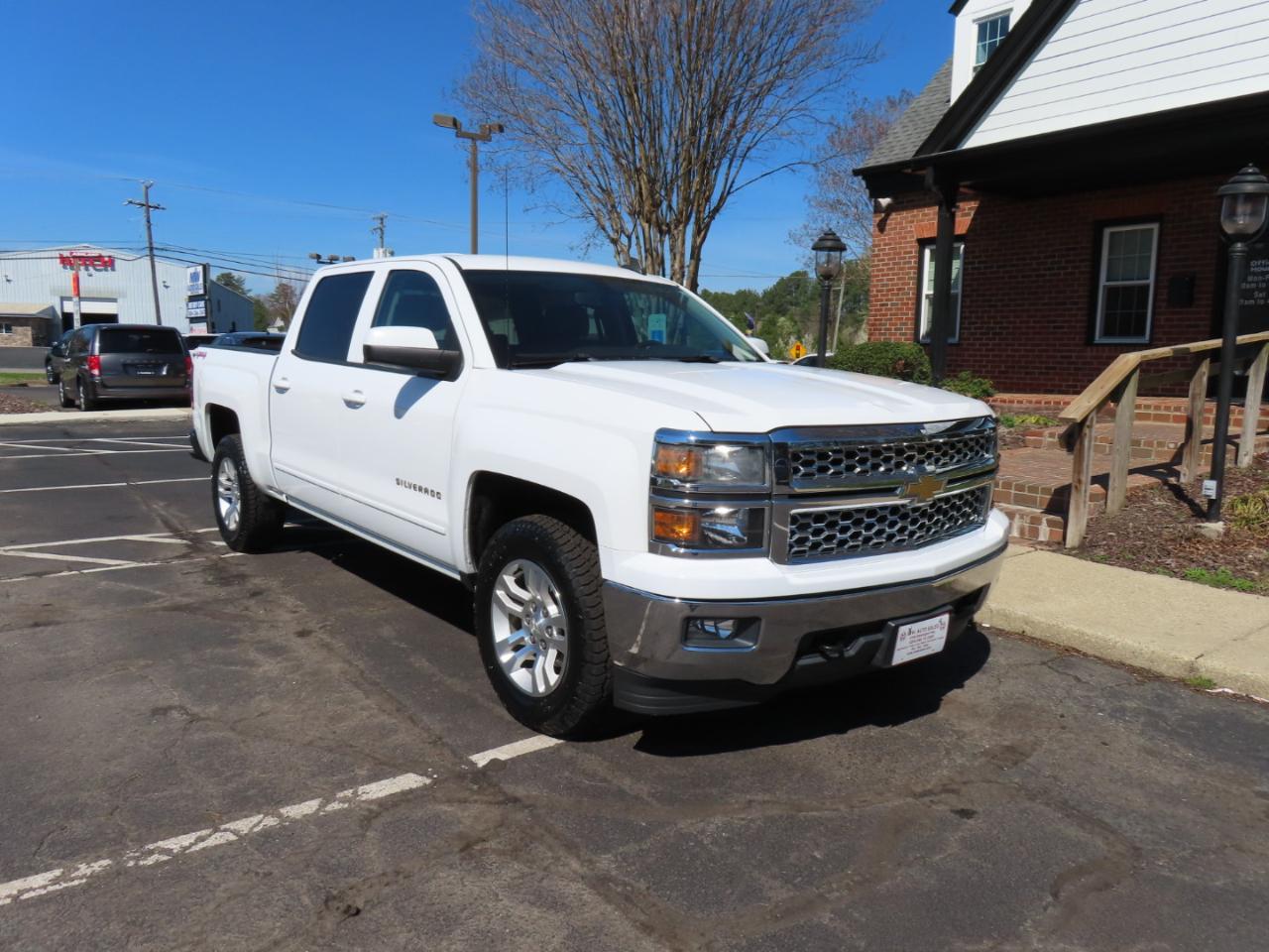 Chevrolet Silverado 1500 LT Crew Cab Short Box 4WD 2015
