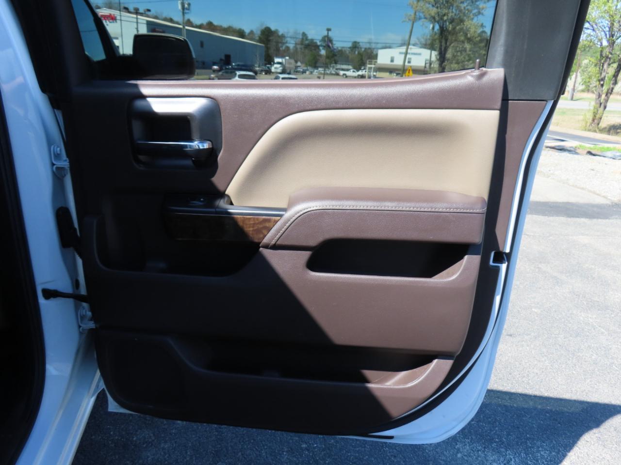 Chevrolet Silverado 1500 LT Crew Cab Short Box 4WD 2015