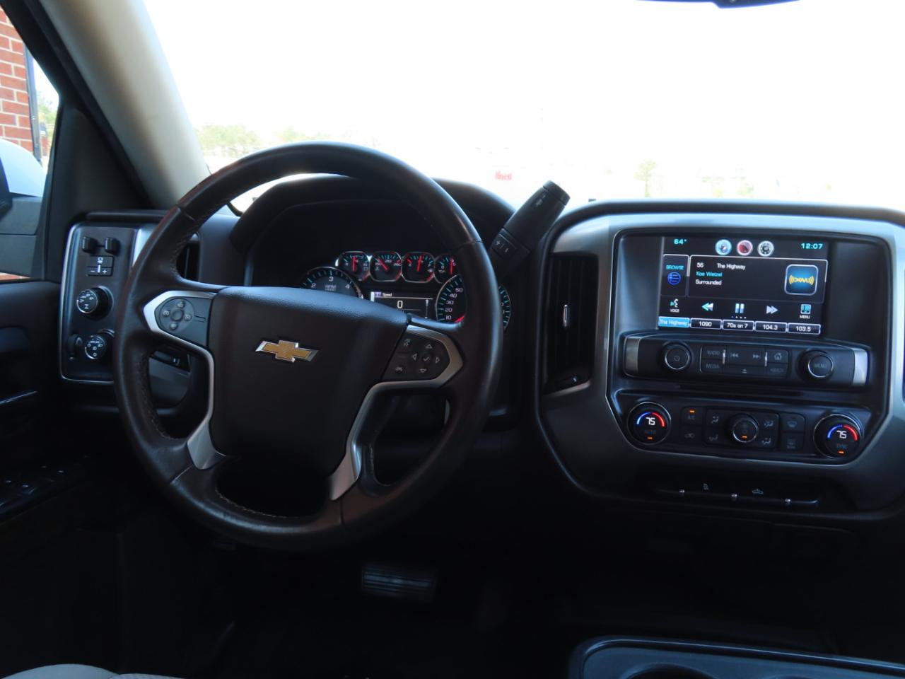 Chevrolet Silverado 1500 LT Crew Cab Short Box 4WD 2015