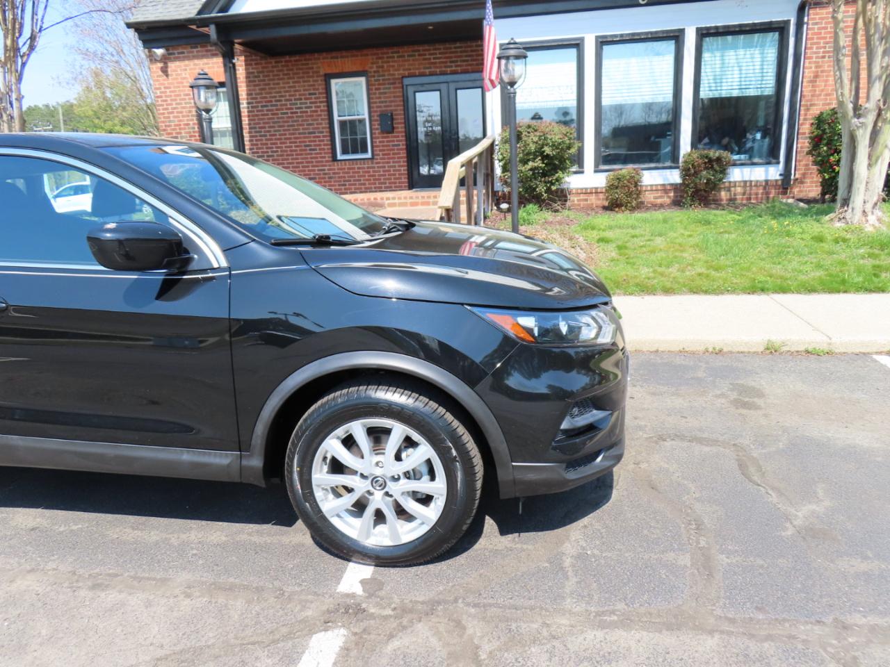 Nissan Rogue Sport S AWD 2021