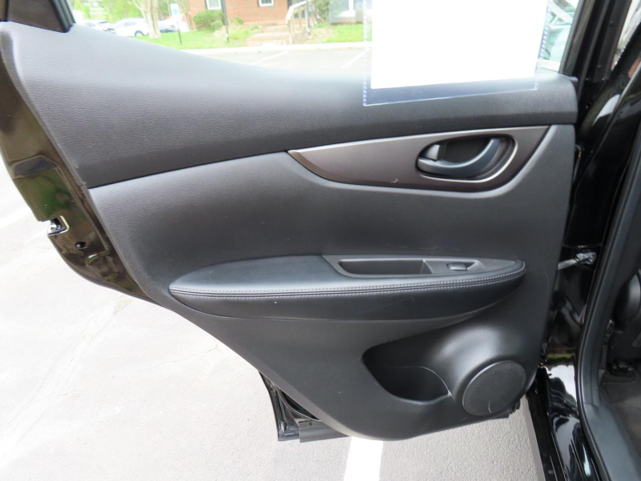 Nissan Rogue Sport S AWD 2021