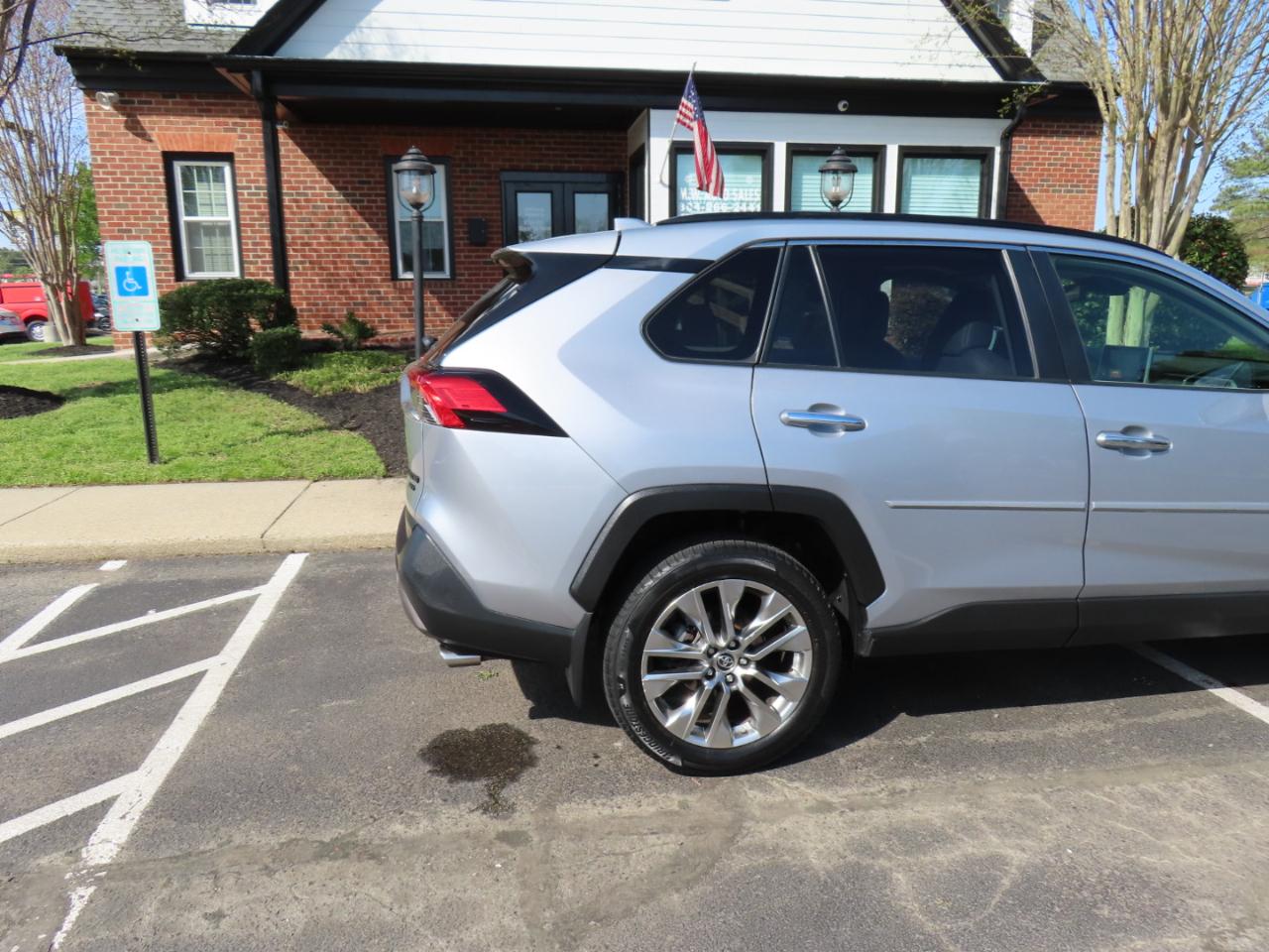 Toyota RAV4 Limited AWD 2019