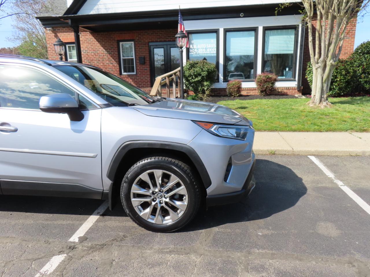Toyota RAV4 Limited AWD 2019