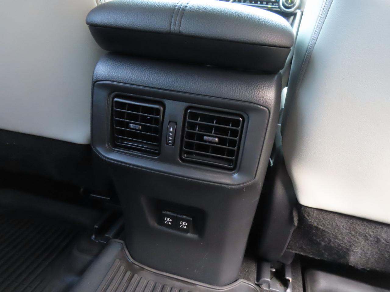 Toyota RAV4 Limited AWD 2019