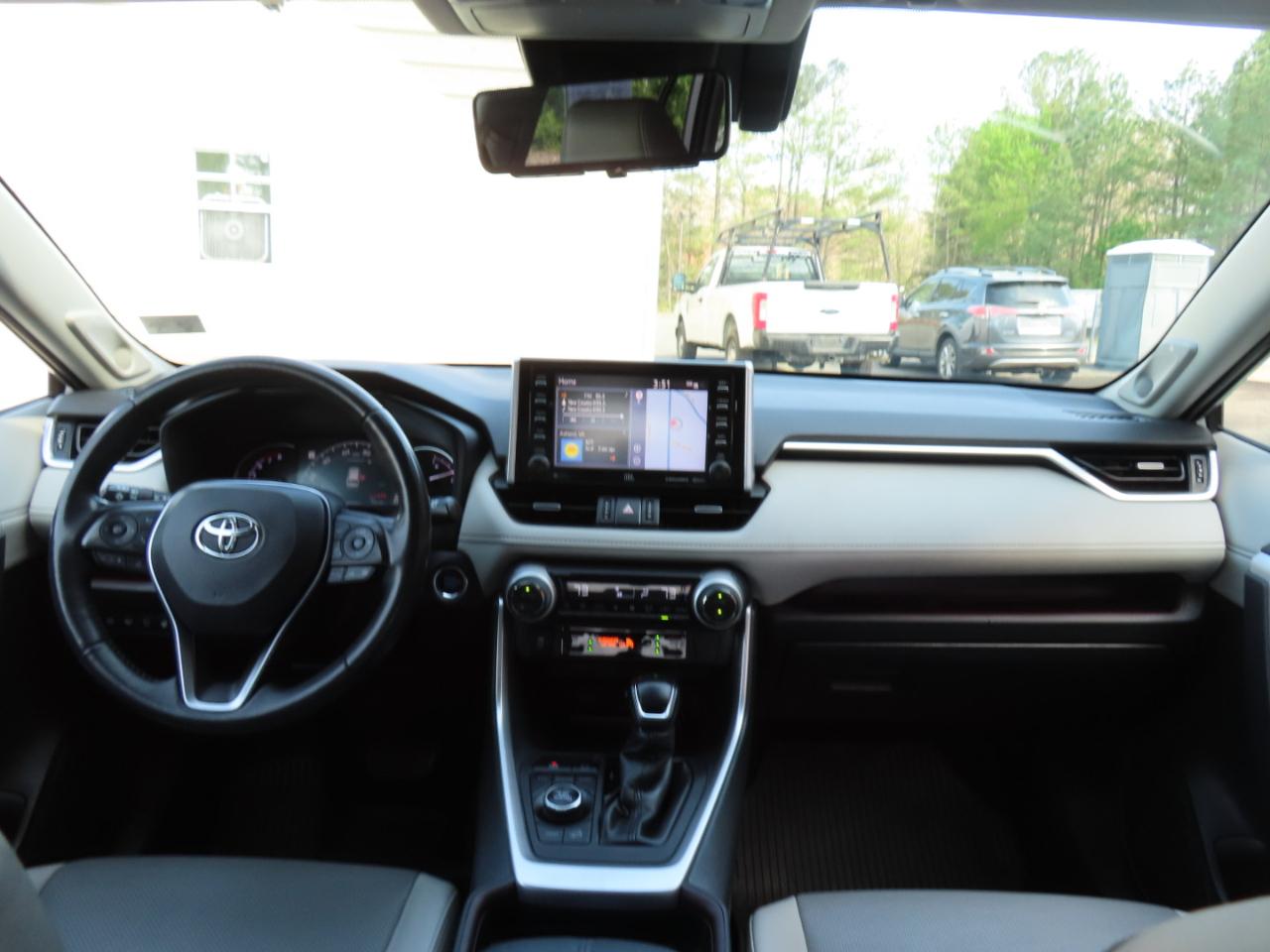 Toyota RAV4 Limited AWD 2019