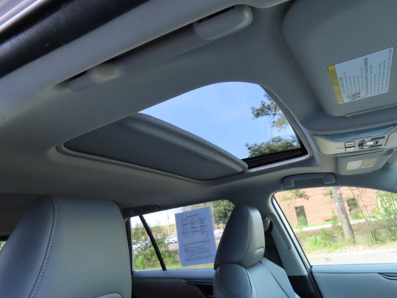 Toyota RAV4 Limited AWD 2019