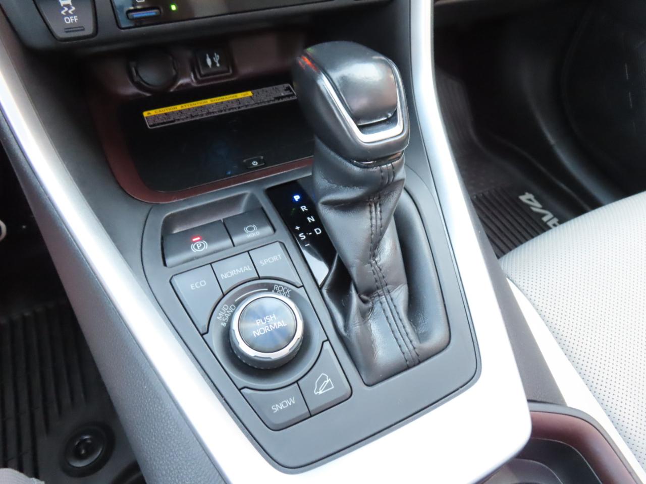 Toyota RAV4 Limited AWD 2019