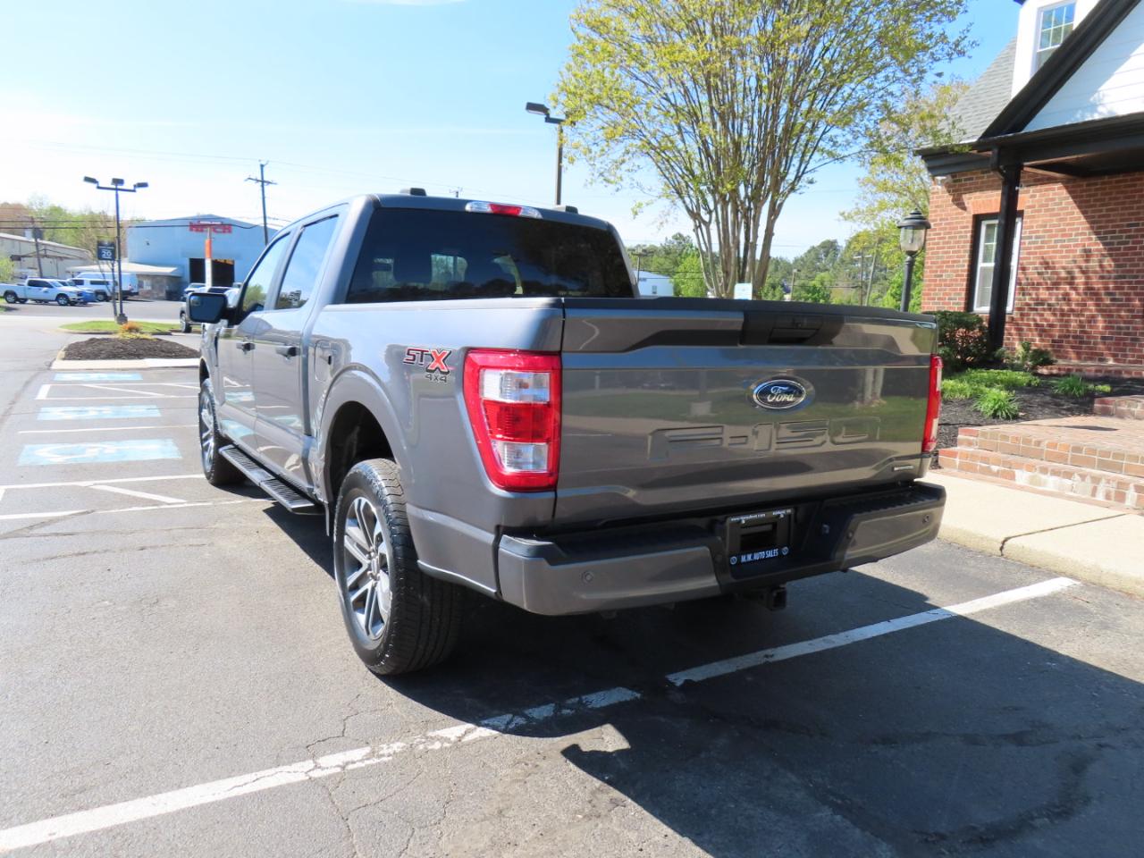 Ford F-150 STX SuperCrew 4WD 2022