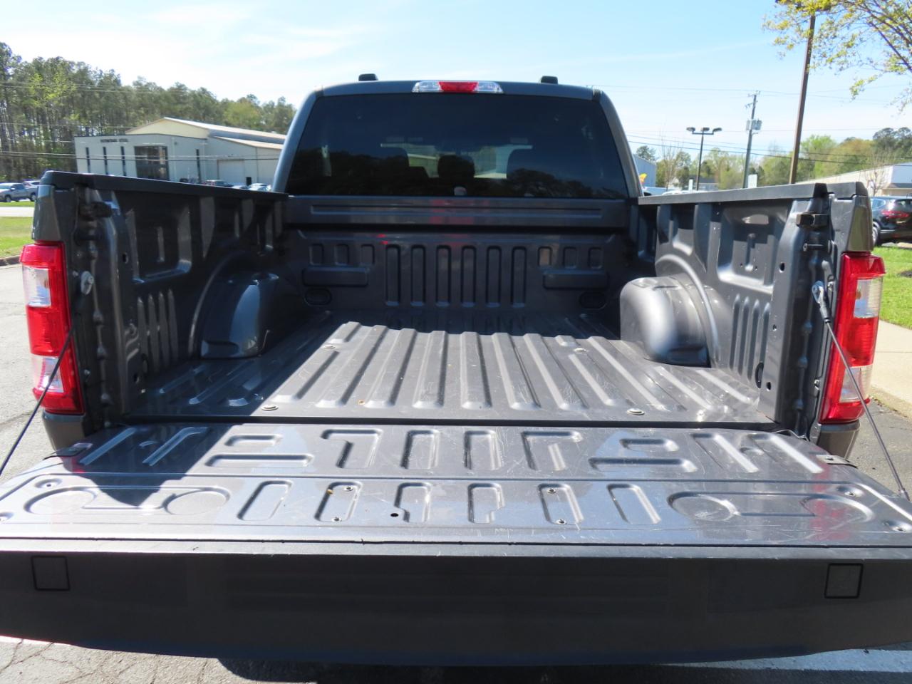 Ford F-150 STX SuperCrew 4WD 2022