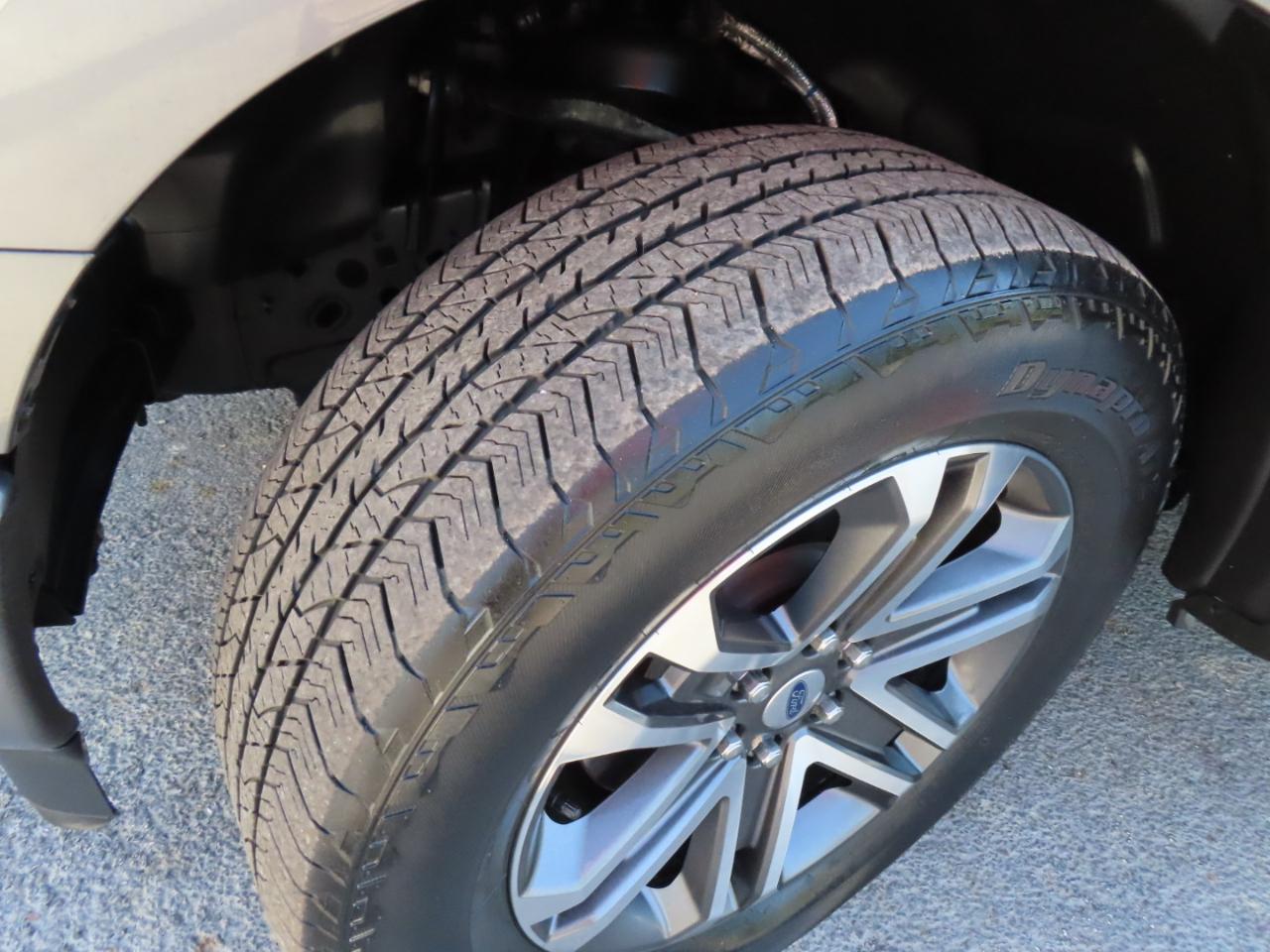 Ford F-150 STX SuperCrew 4WD 2022