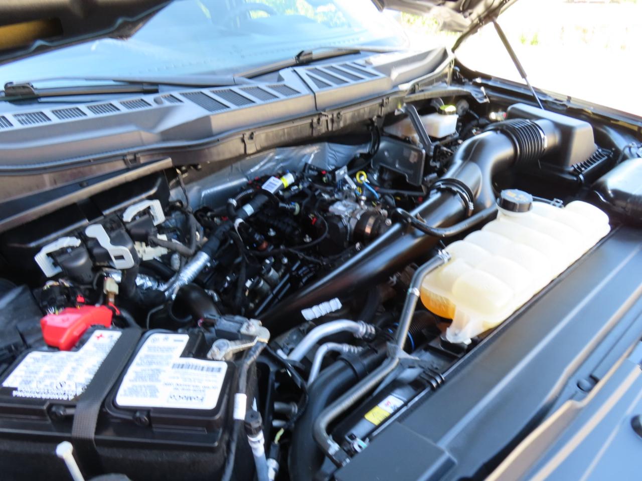 Ford F-150 STX SuperCrew 4WD 2022