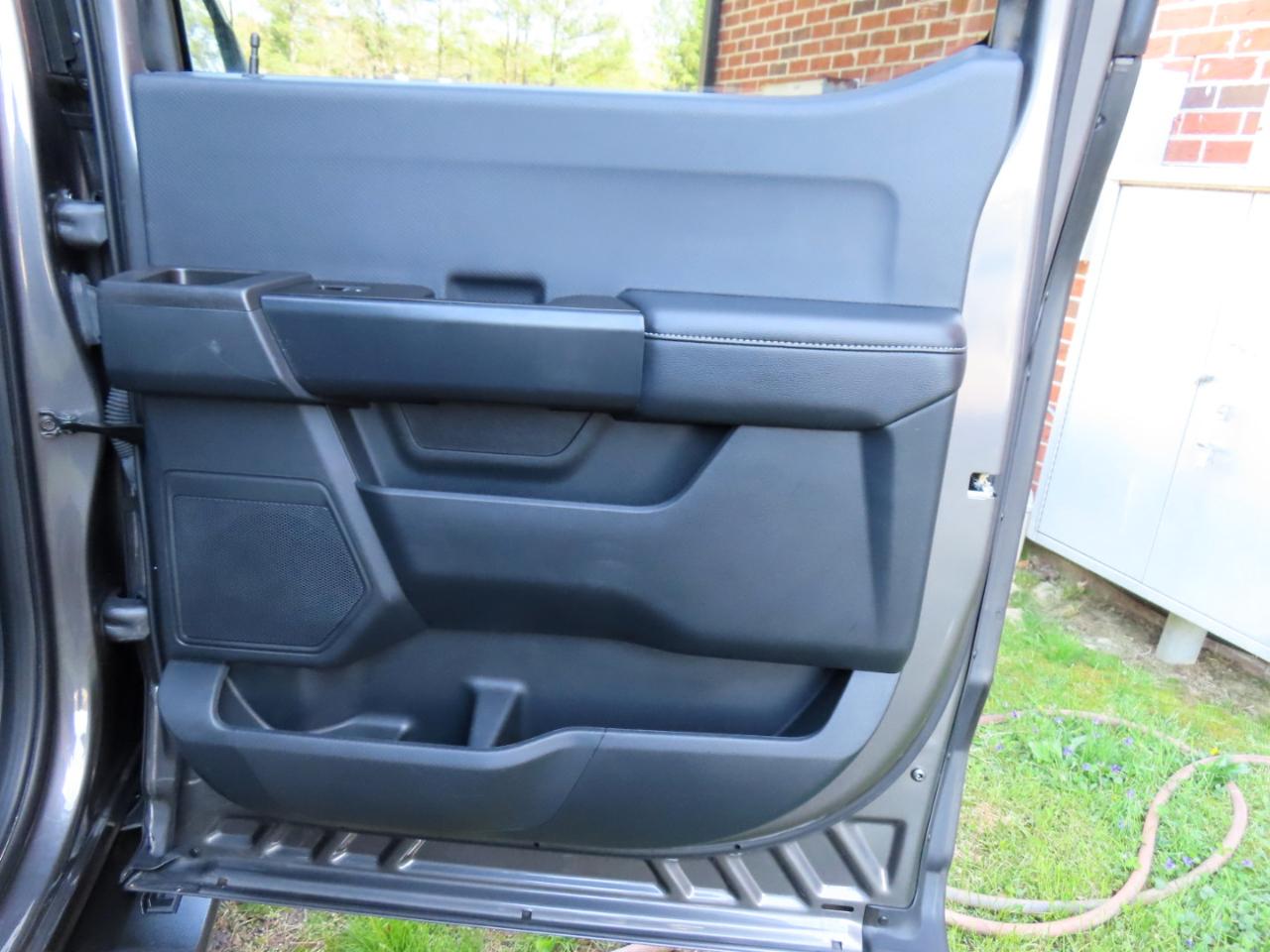 Ford F-150 STX SuperCrew 4WD 2022