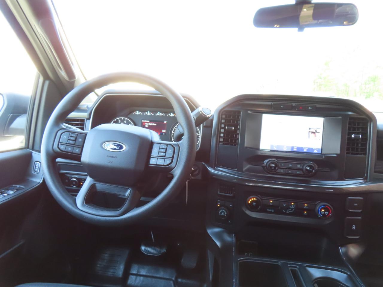 Ford F-150 STX SuperCrew 4WD 2022