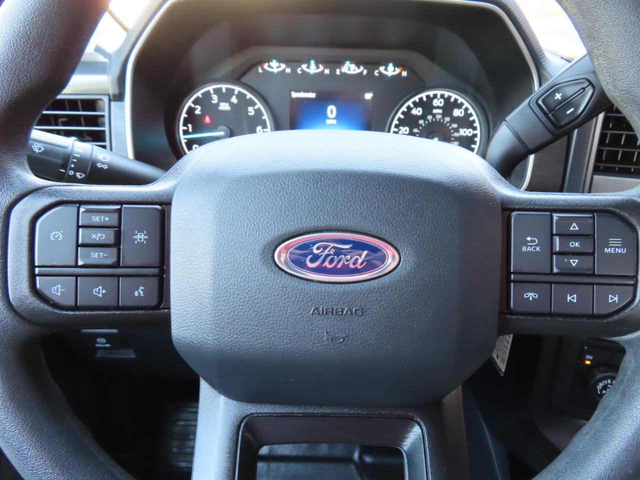 Ford F-150 STX SuperCrew 4WD 2022