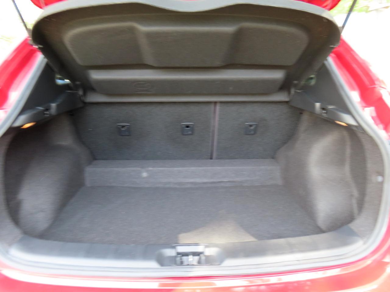 Nissan Rogue Sport S 2017