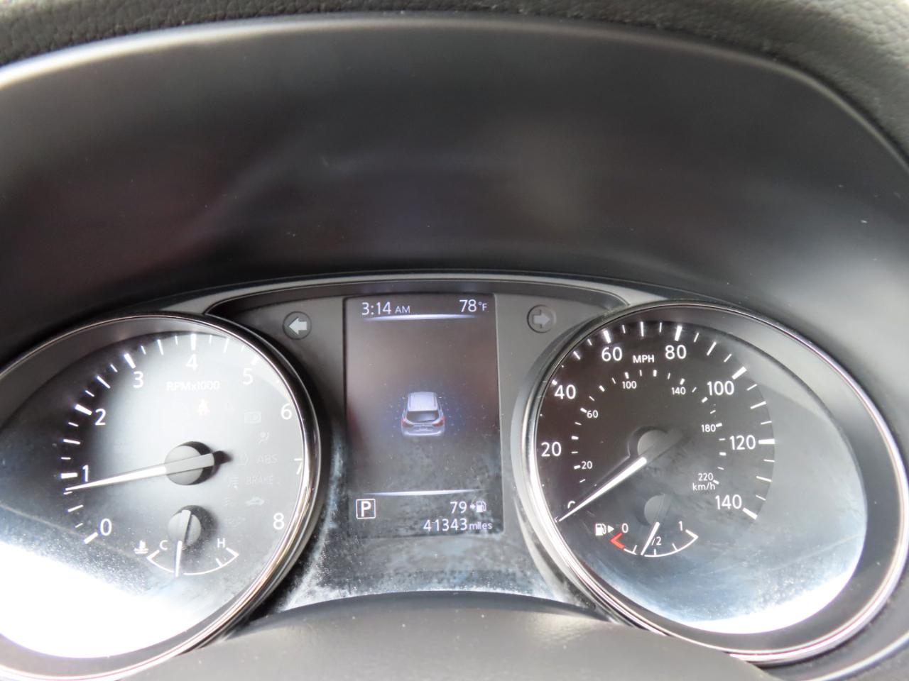 Nissan Rogue Sport S 2017