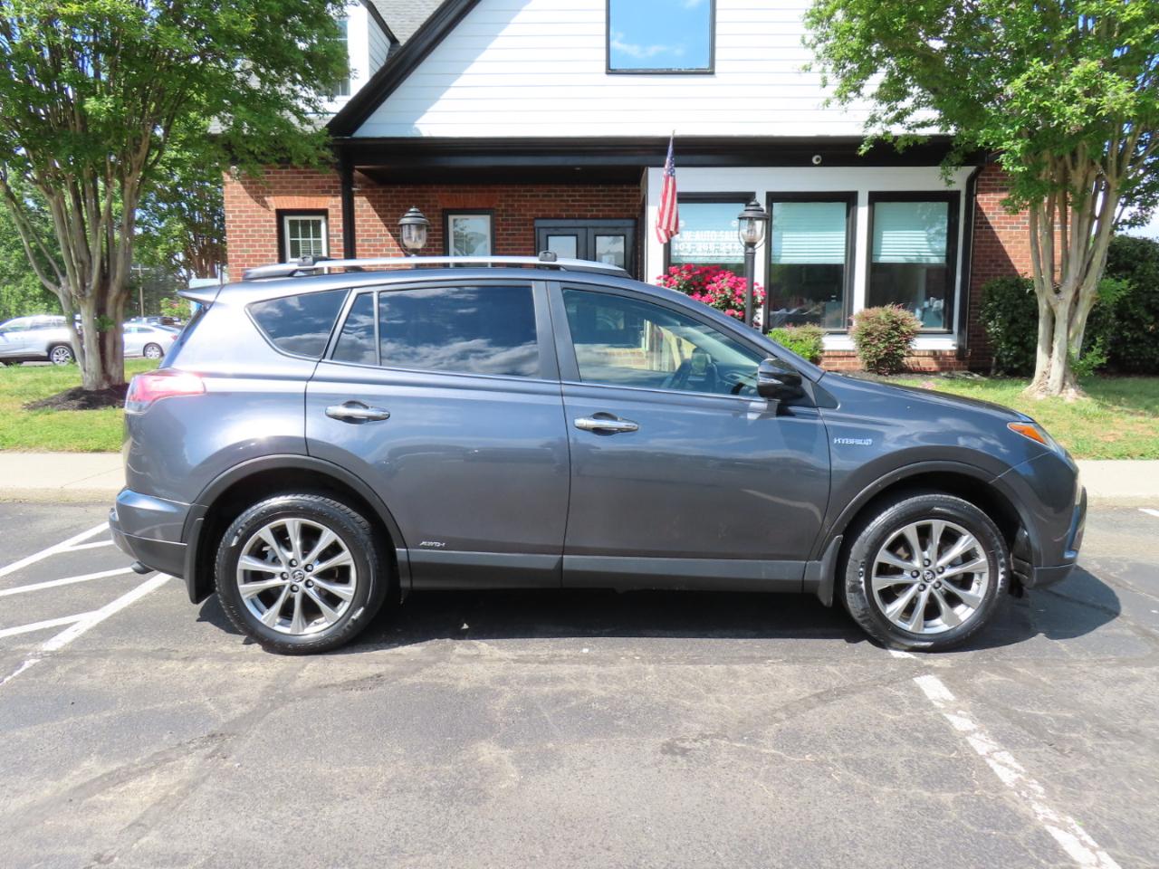 Toyota RAV4 Hybrid Limited 2018