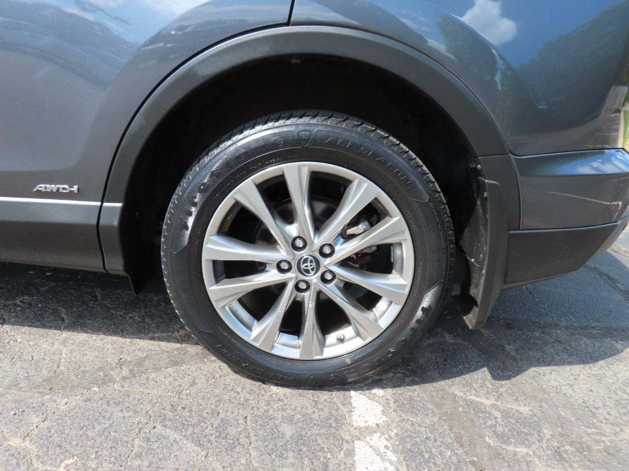 Toyota RAV4 Hybrid Limited 2018