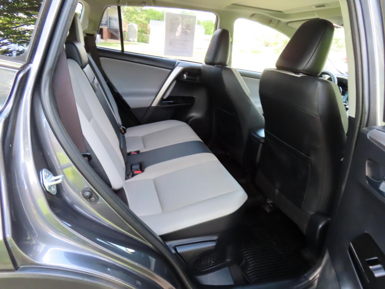 Toyota RAV4 Hybrid Limited 2018