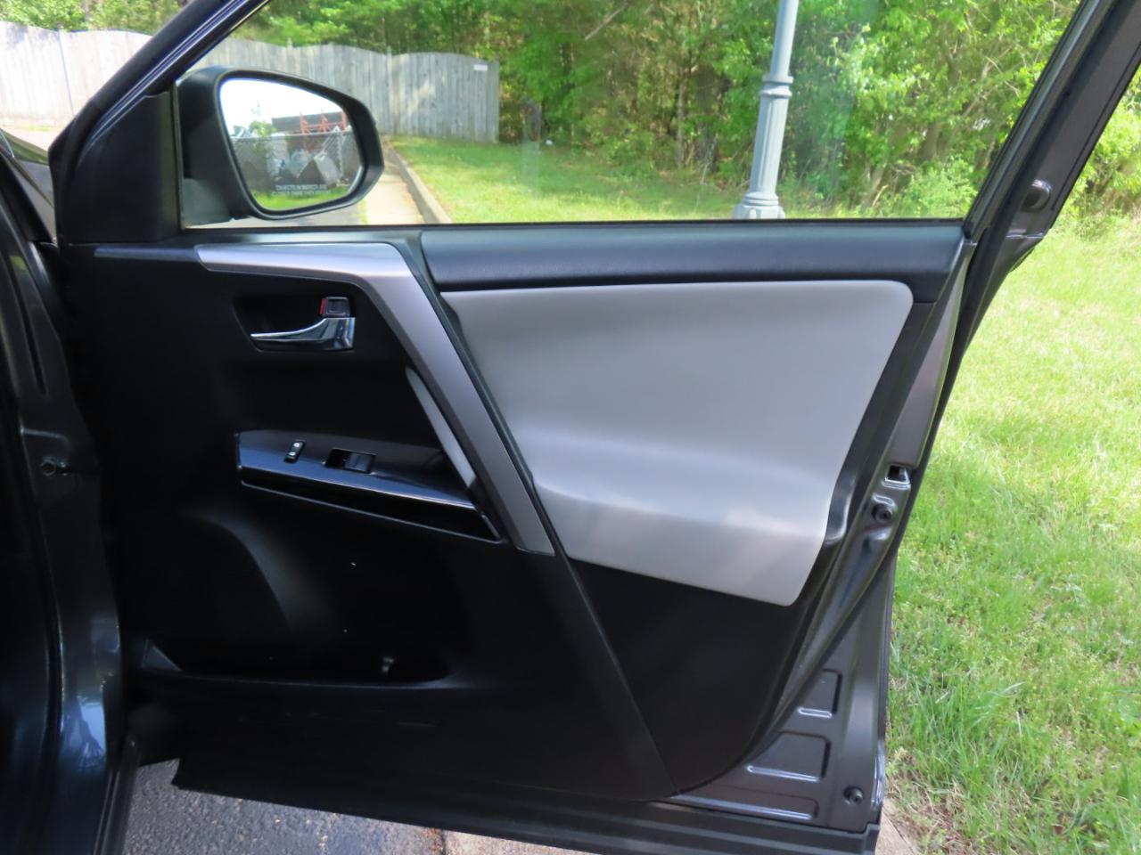 Toyota RAV4 Hybrid Limited 2018