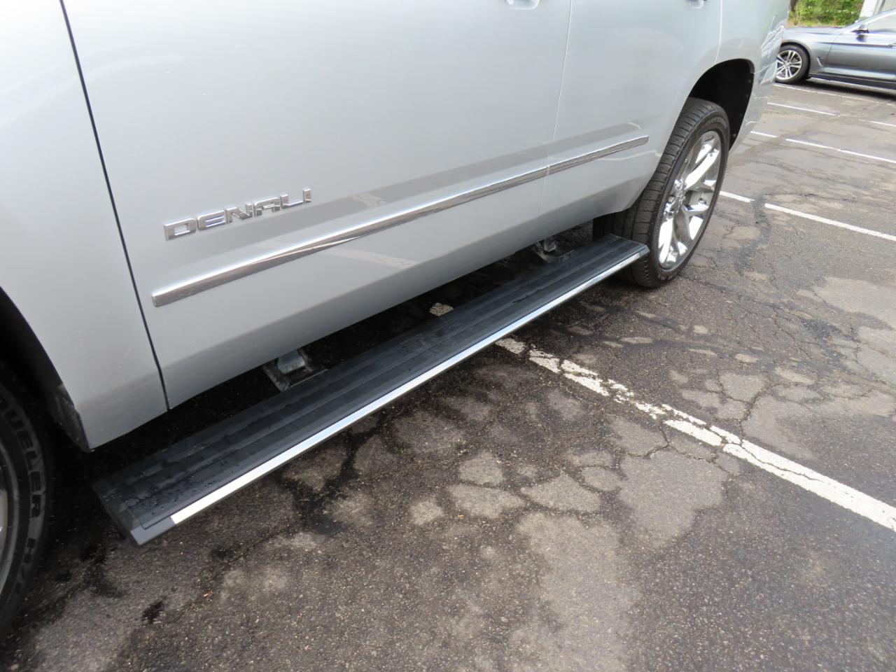 GMC Yukon Denali 4WD 2018