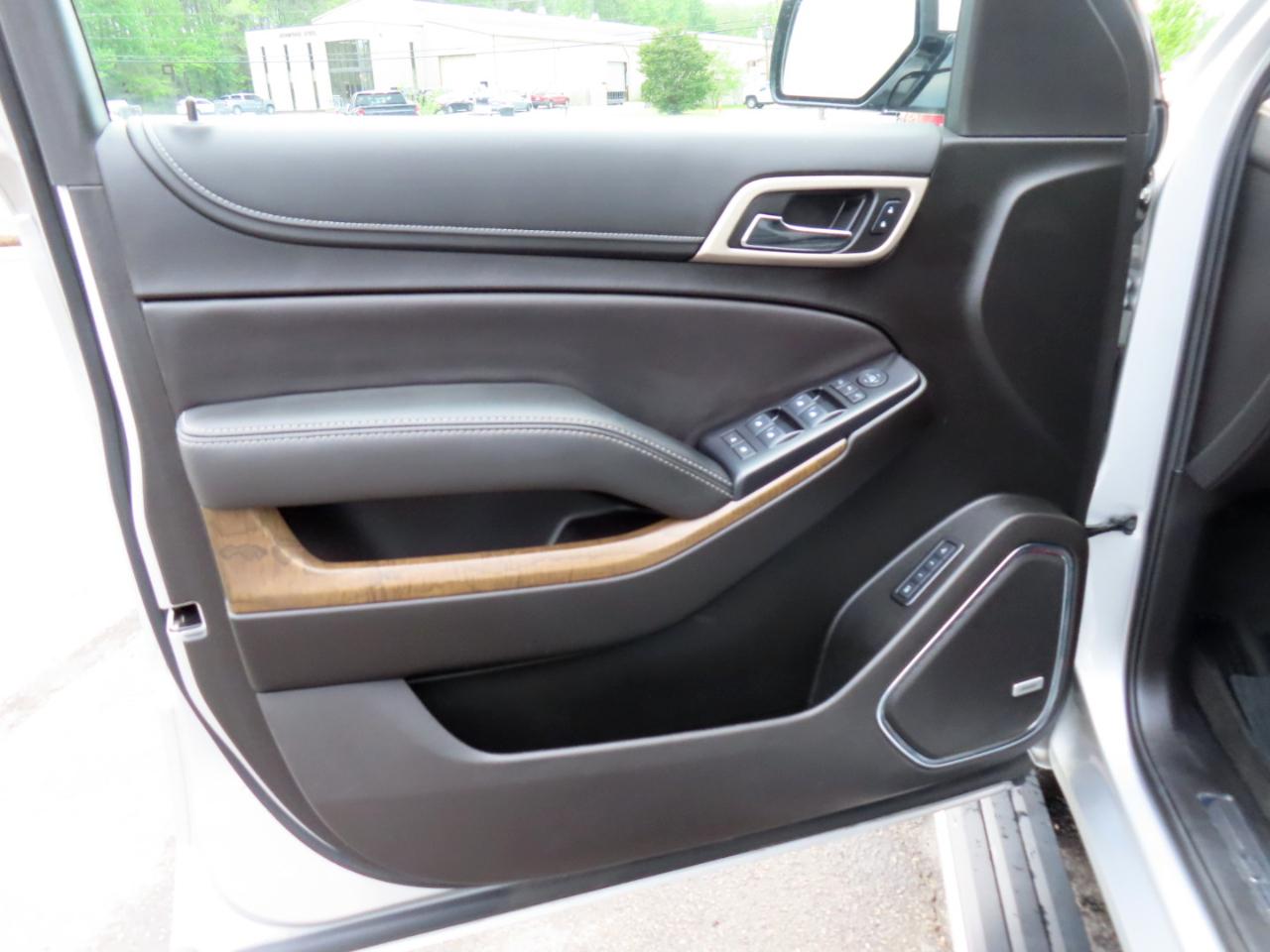 GMC Yukon Denali 4WD 2018