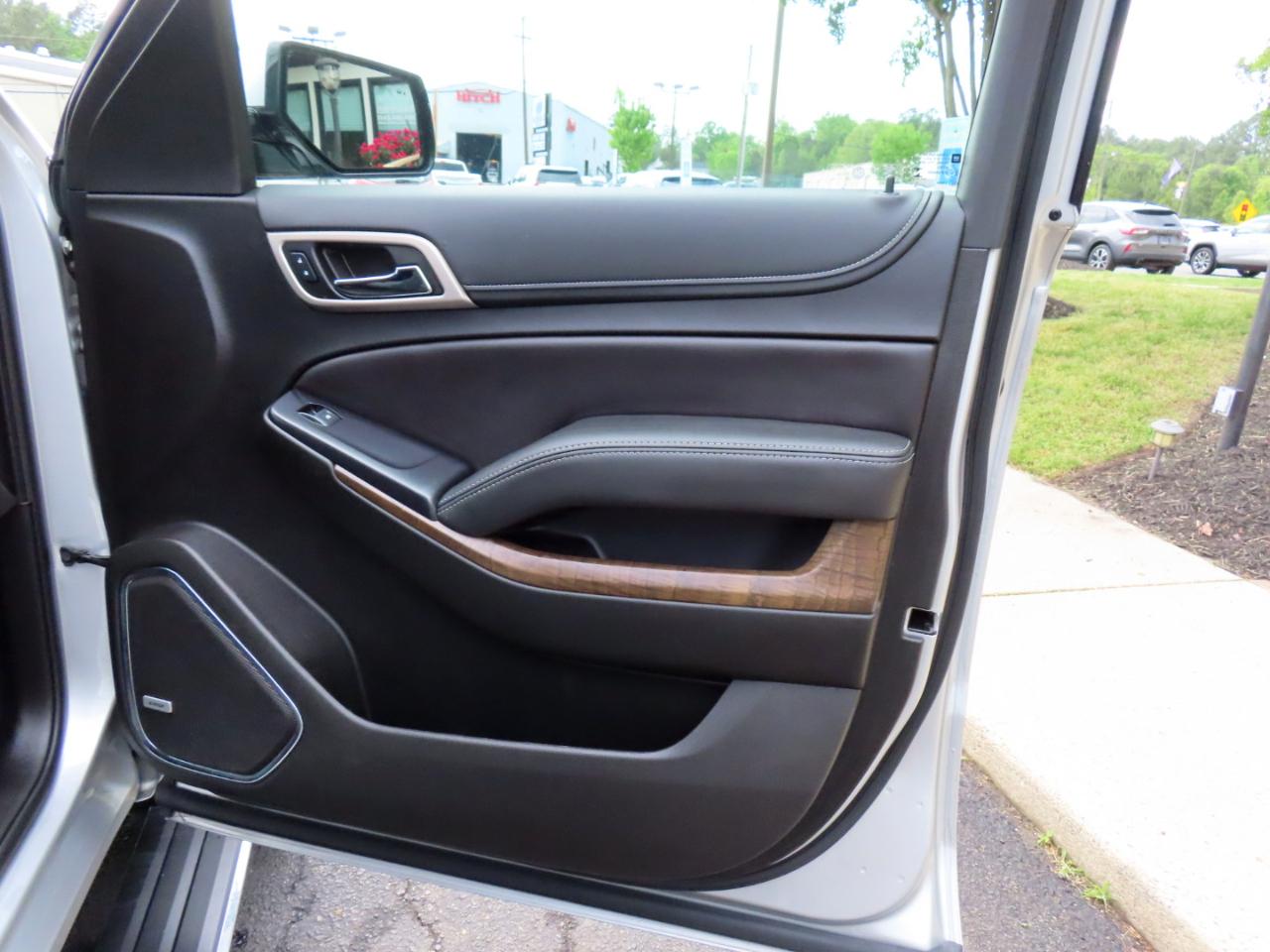 GMC Yukon Denali 4WD 2018