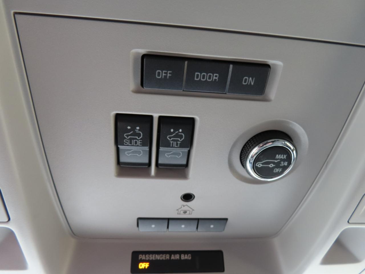 GMC Yukon Denali 4WD 2018