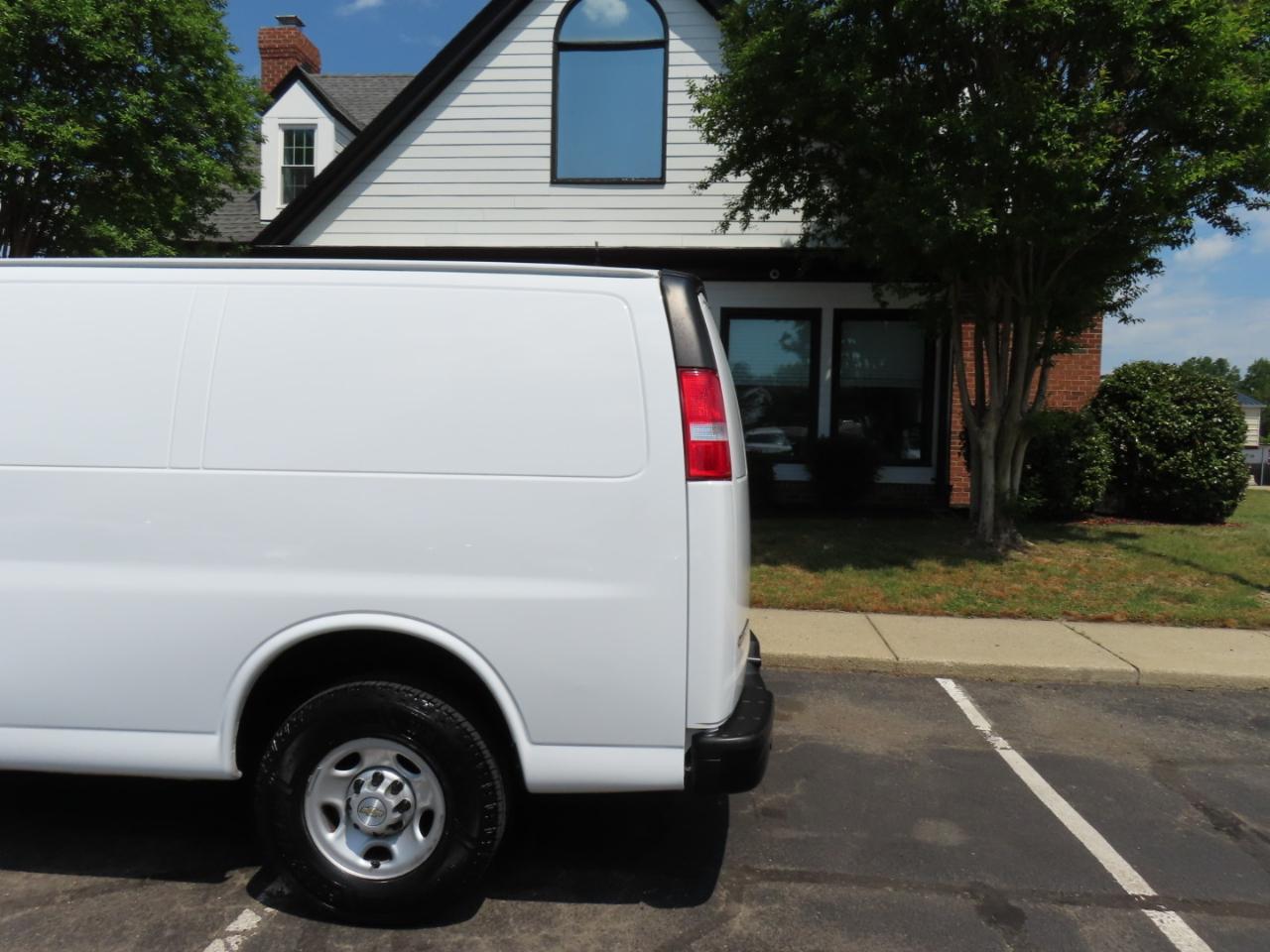 Chevrolet Express 2500 Cargo 2021