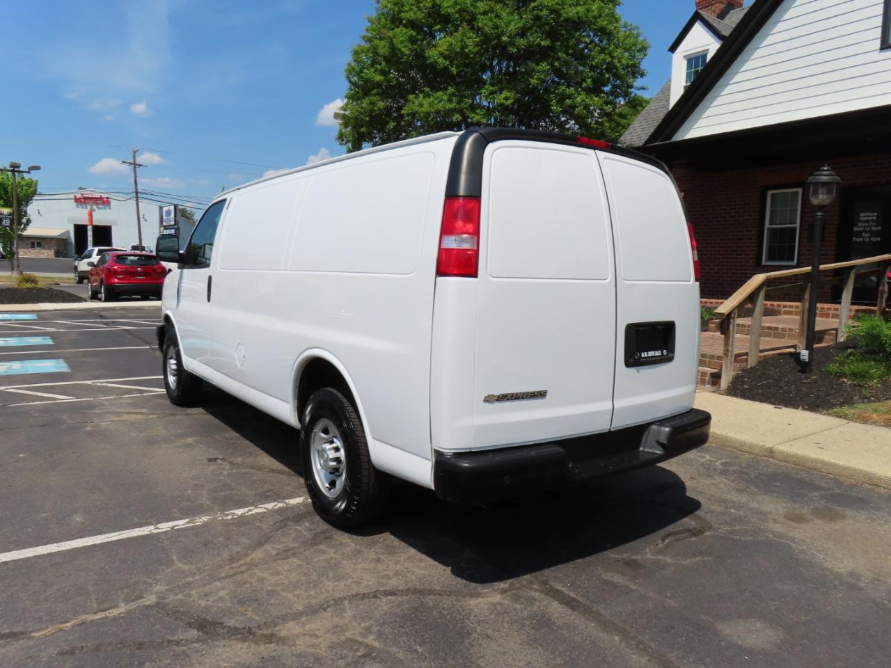 Chevrolet Express 2500 Cargo 2021