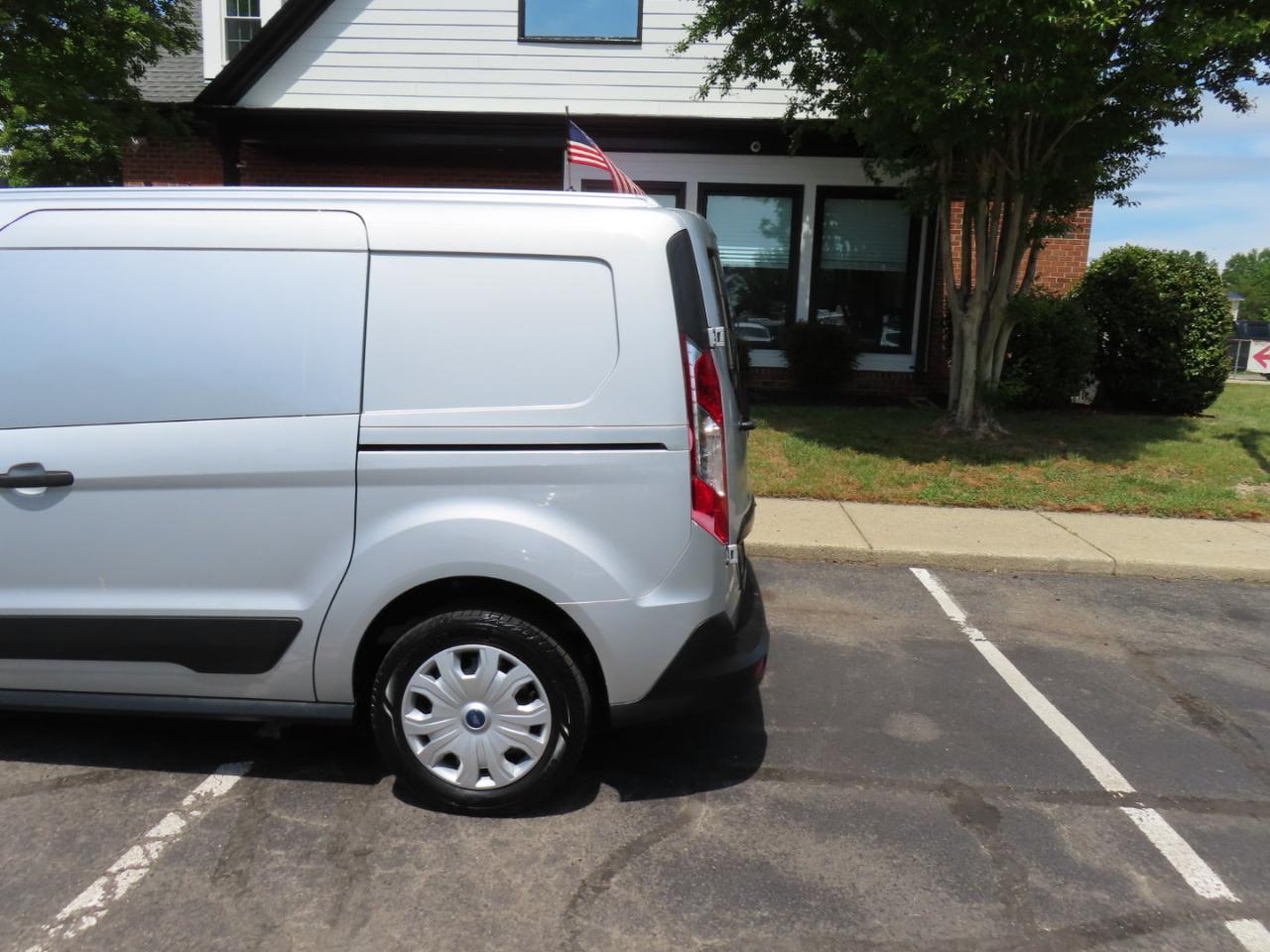Ford Transit Connect Cargo Van XLT LWB w/Rear Liftgate 2020