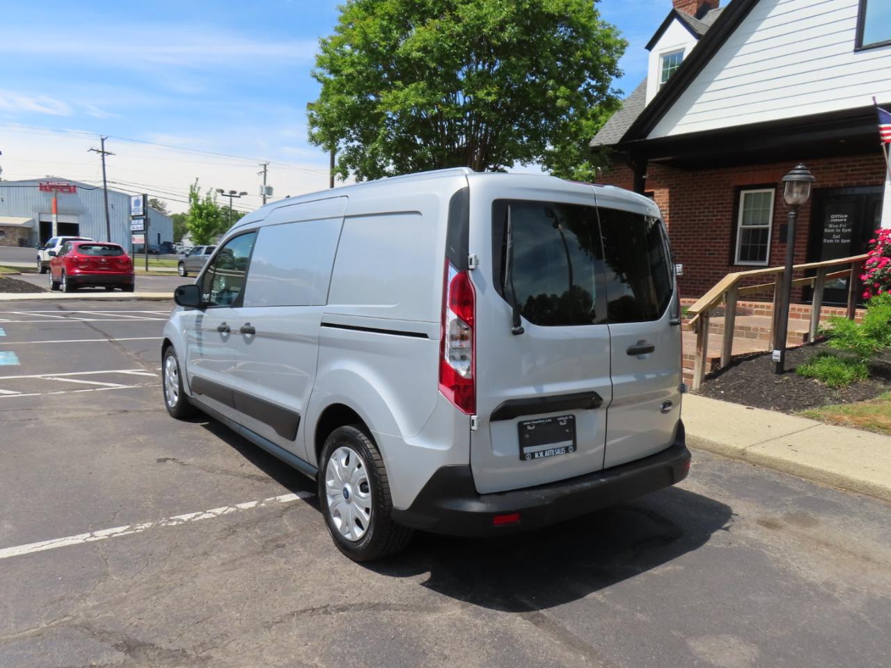 Ford Transit Connect Cargo Van XLT LWB w/Rear Liftgate 2020