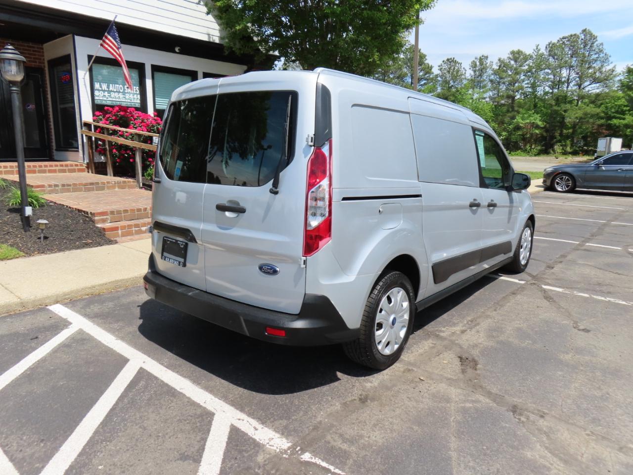 Ford Transit Connect Cargo Van XLT LWB w/Rear Liftgate 2020