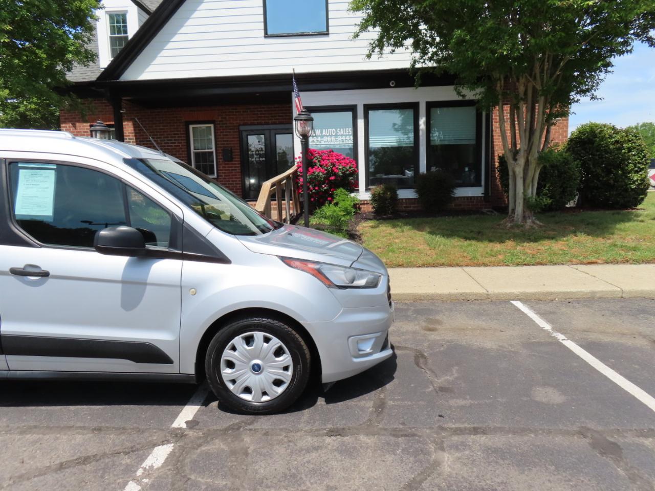 Ford Transit Connect Cargo Van XLT LWB w/Rear Liftgate 2020