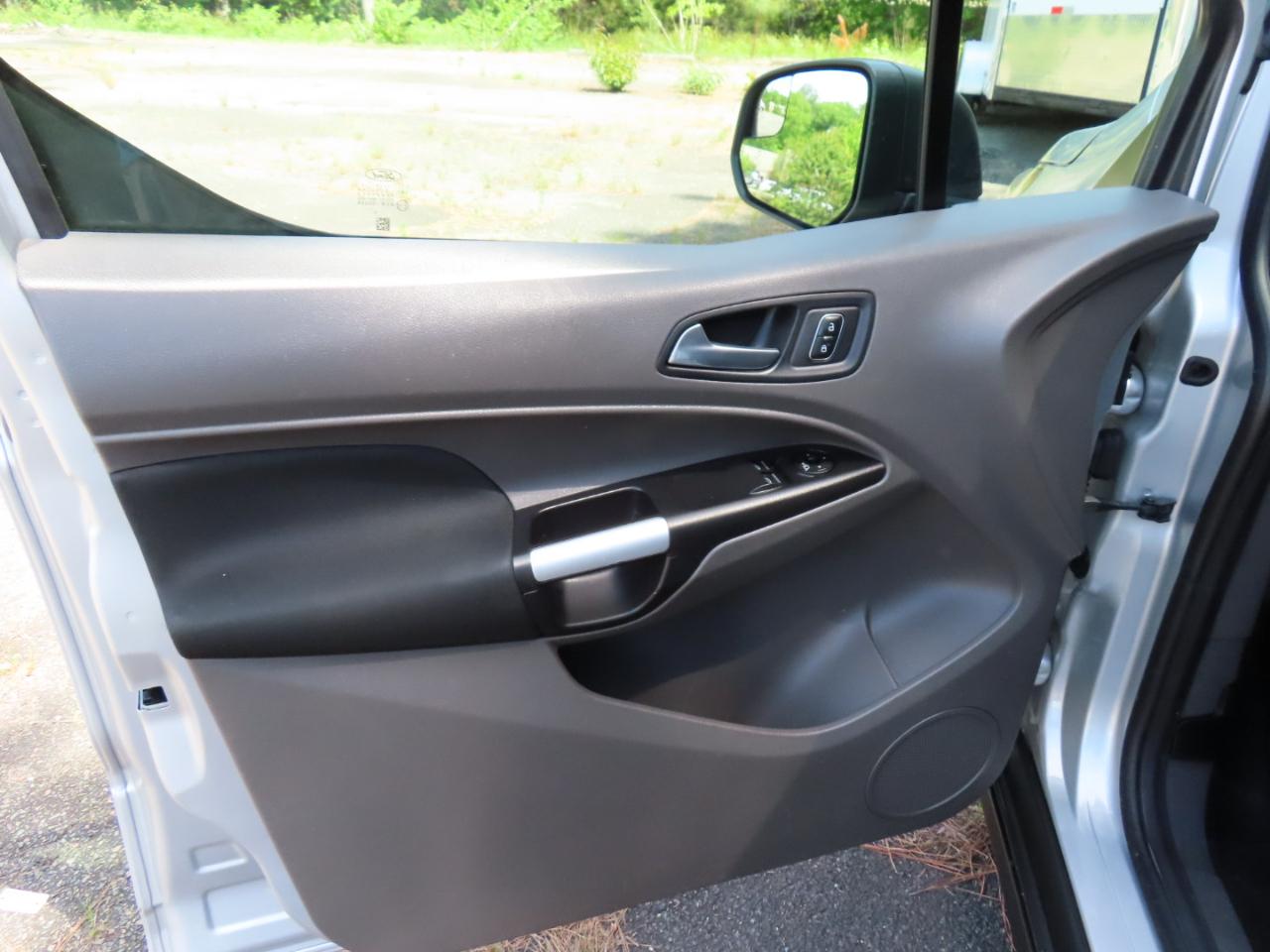 Ford Transit Connect Cargo Van XLT LWB w/Rear Liftgate 2020