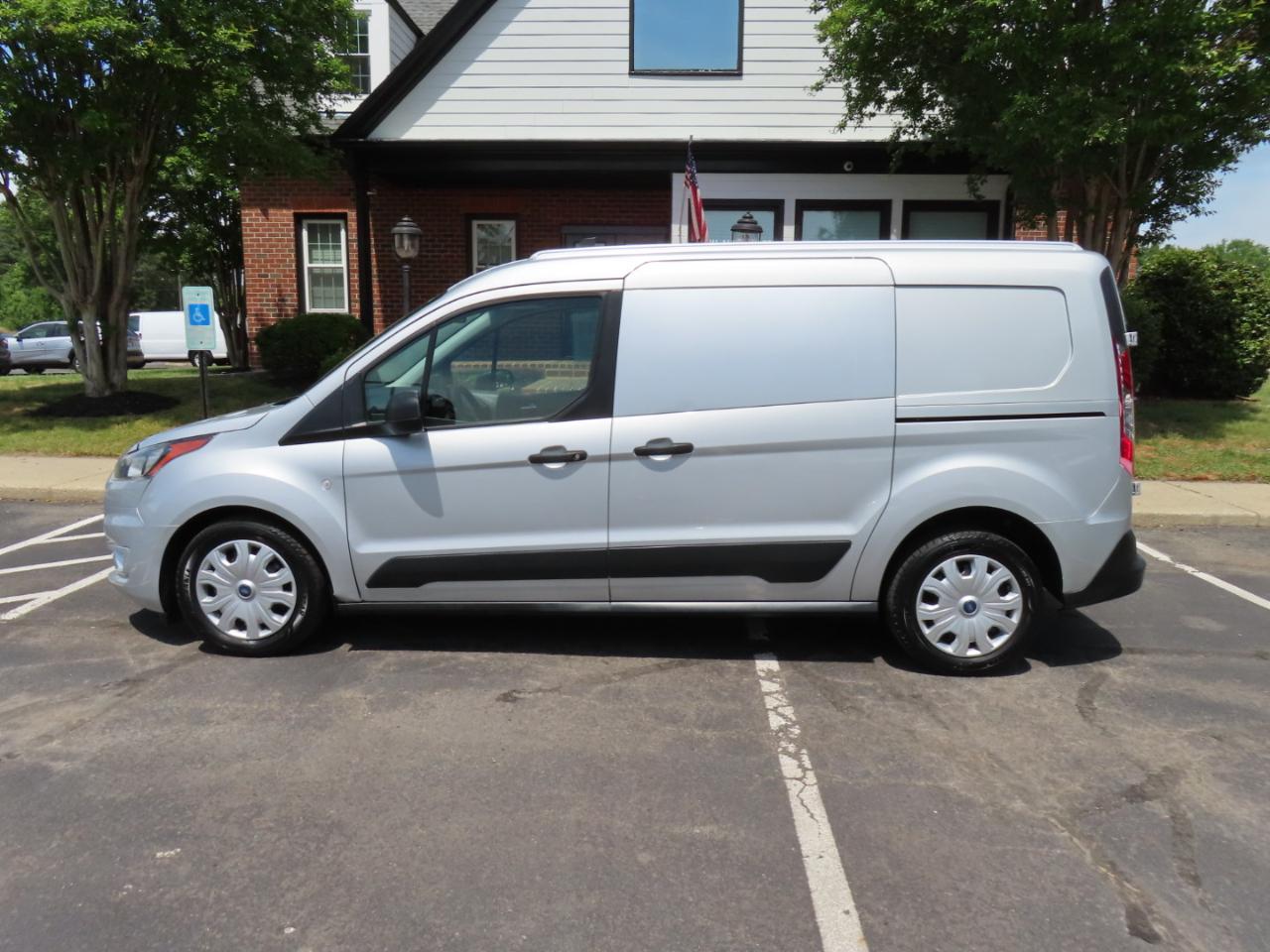 Ford Transit Connect Cargo Van XLT LWB w/Rear Liftgate 2020
