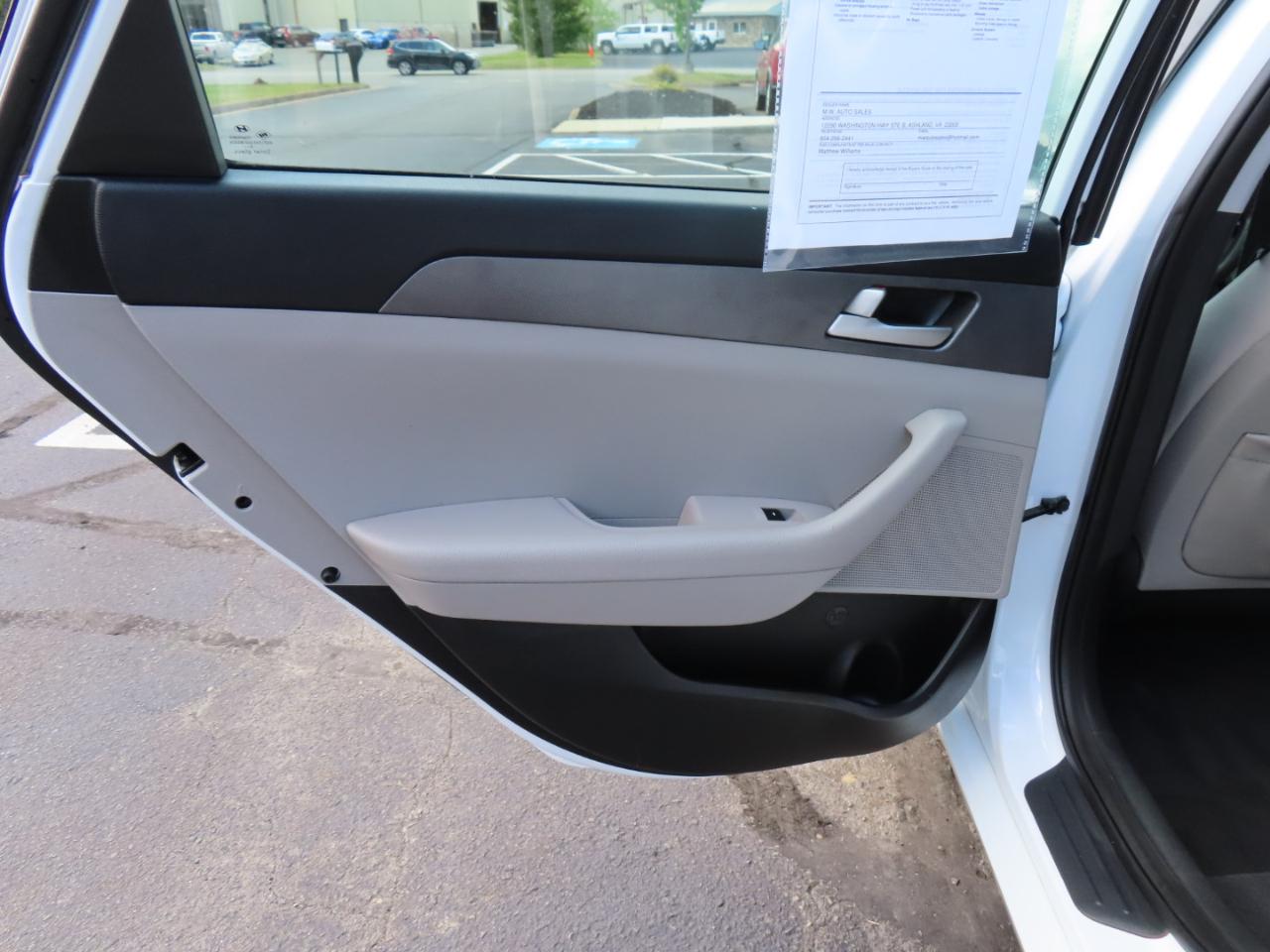 Hyundai Sonata SE 2016