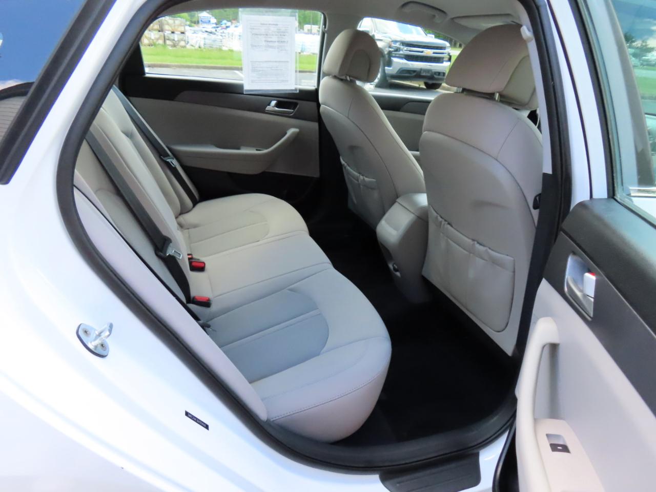 Hyundai Sonata SE 2016